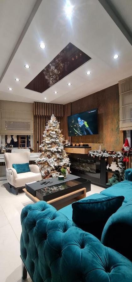 Design Apartment Platinium Spa Lux 5 Star "Havana" Completely Private Wellness & Spa Free Included Sauna & Jacuzzi & Salt Wall & Fire Place & 3D Ceilings & Business Wifi & Netflix & Keyless Code Entry & Full Smart App & Secure 2 Parking Place Ćuprija المظهر الخارجي الصورة