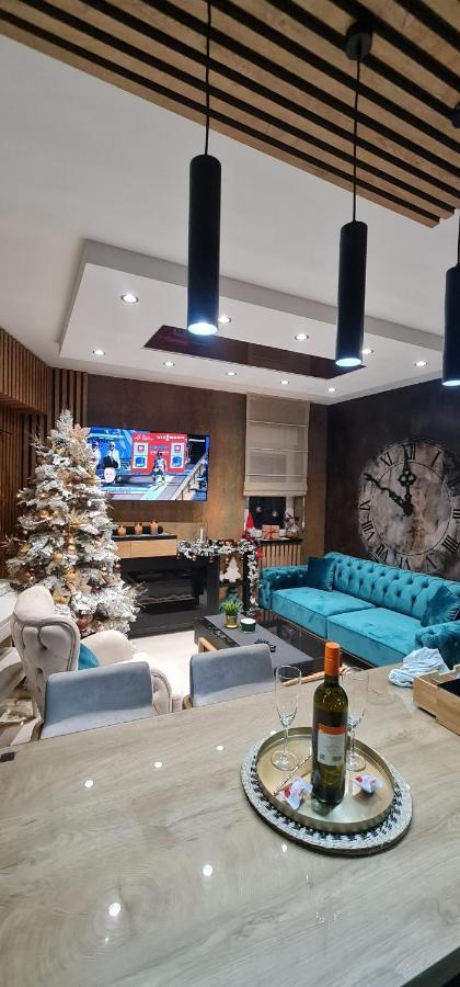 Design Apartment Platinium Spa Lux 5 Star "Havana" Completely Private Wellness & Spa Free Included Sauna & Jacuzzi & Salt Wall & Fire Place & 3D Ceilings & Business Wifi & Netflix & Keyless Code Entry & Full Smart App & Secure 2 Parking Place Ćuprija المظهر الخارجي الصورة