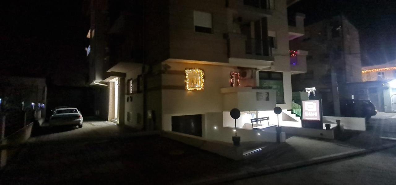 Design Apartment Platinium Spa Lux 5 Star "Havana" Completely Private Wellness & Spa Free Included Sauna & Jacuzzi & Salt Wall & Fire Place & 3D Ceilings & Business Wifi & Netflix & Keyless Code Entry & Full Smart App & Secure 2 Parking Place Ćuprija المظهر الخارجي الصورة