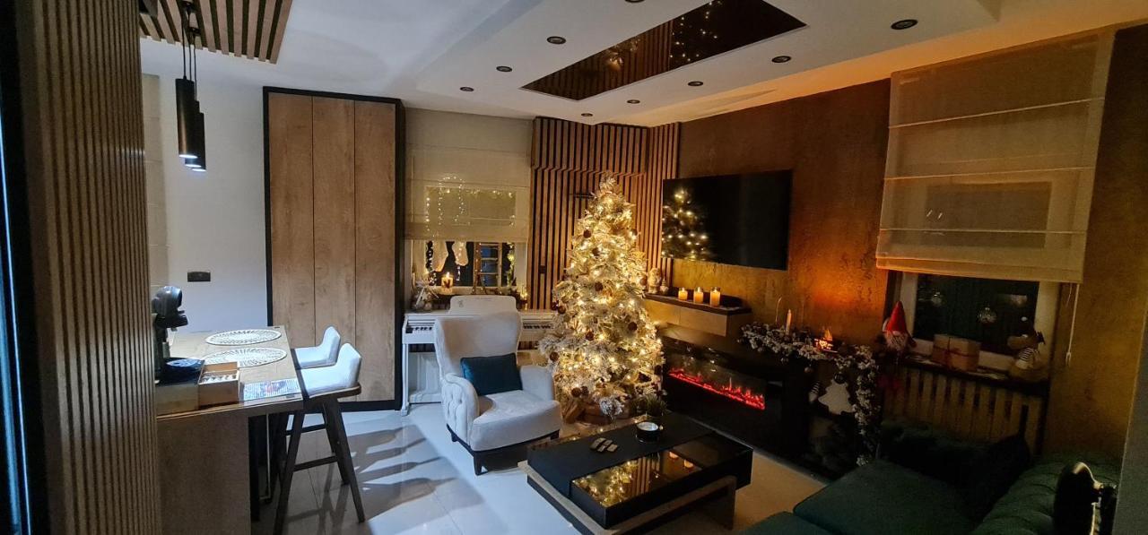 Design Apartment Platinium Spa Lux 5 Star "Havana" Completely Private Wellness & Spa Free Included Sauna & Jacuzzi & Salt Wall & Fire Place & 3D Ceilings & Business Wifi & Netflix & Keyless Code Entry & Full Smart App & Secure 2 Parking Place Ćuprija المظهر الخارجي الصورة